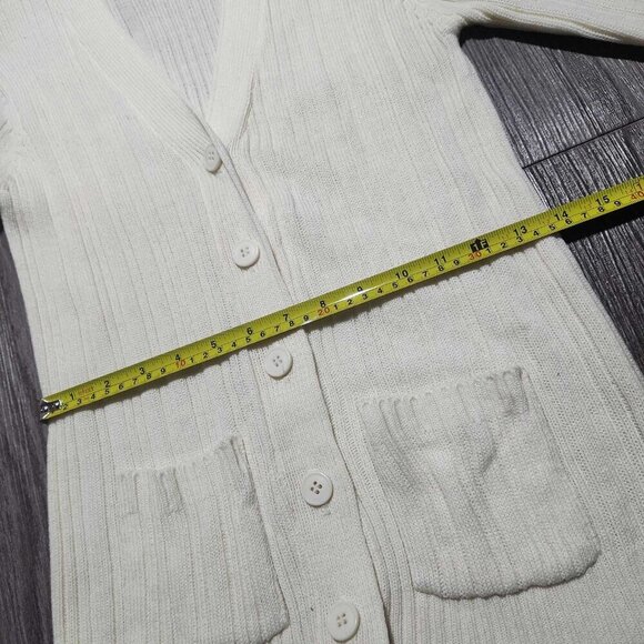 Vintage cream knit button-up cardigan with tiny pockets from Sears - Picture 9 of 13